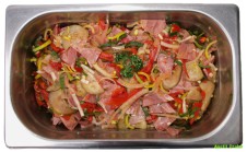 Salát - "Volská tlama" z uzeného vepřového jazyka se zeleninou 1 kg