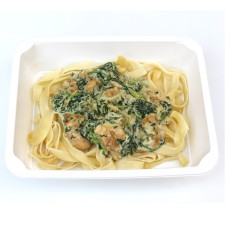 Fettuccine s kuřecími prsíčky a listovým špenátem