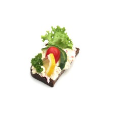 Bezobilný chlebíček s krabím salátem surimi