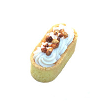 Mini eclaire světlý s arašídovým krémem a griliášem